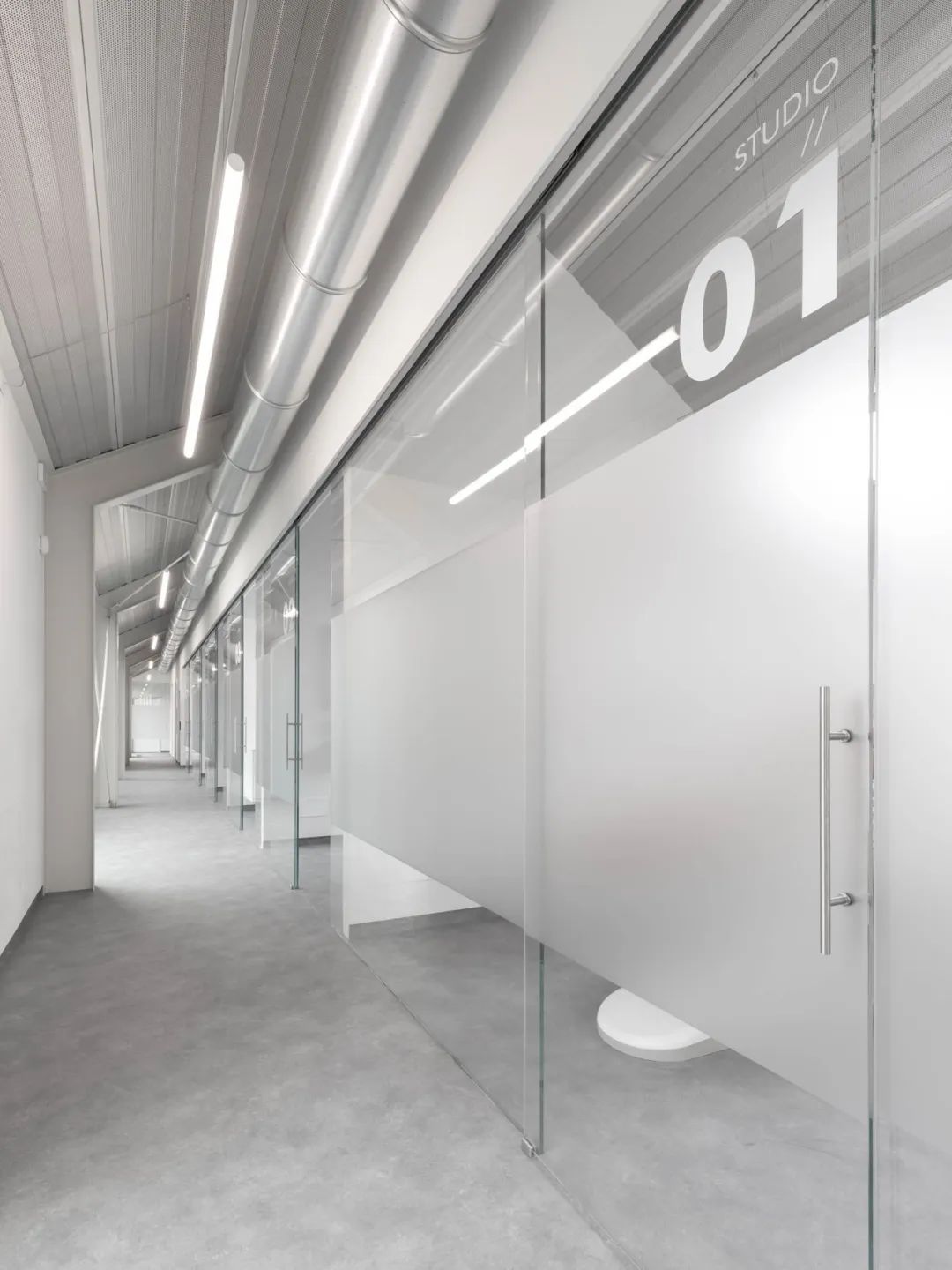 牙科診所設計，重塑工業空間的醫療美學